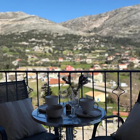 شقة Myrtos
